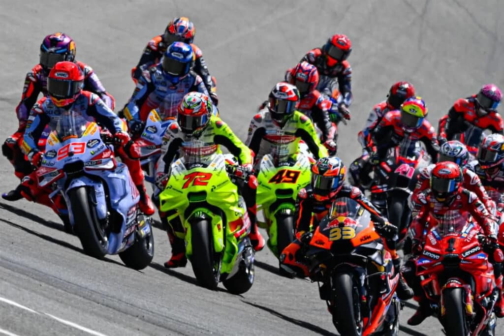 Tot sobre el MotoGP Catalunya 2025 a Barcelona: circuit, horari, entrades, activitats i restaurants recomanats com el MICU MAKU.